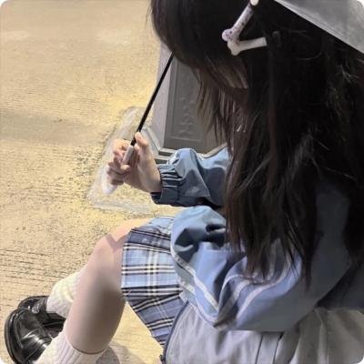 这个大叔不太冷